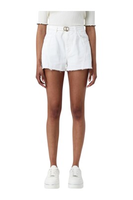 chic-denim-shorts