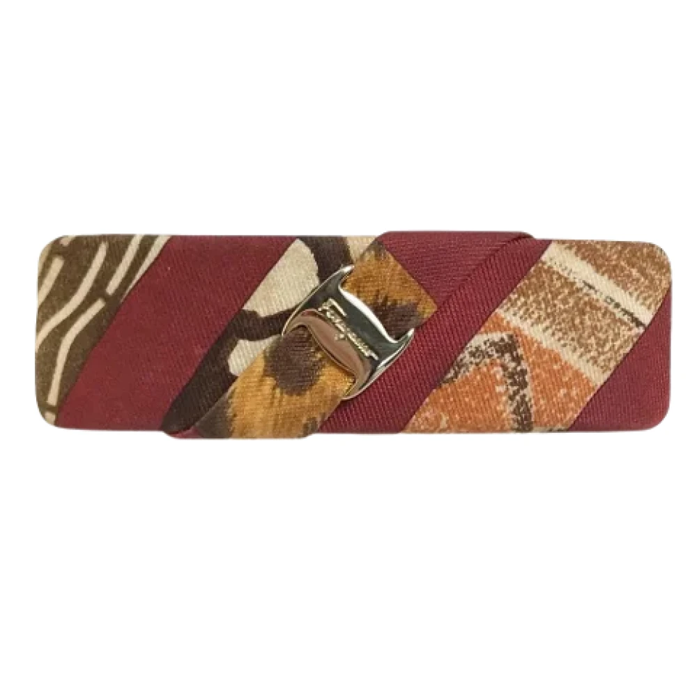 Salvatore Ferragamo Pre-owned Fabric hair-accessories Red Dames