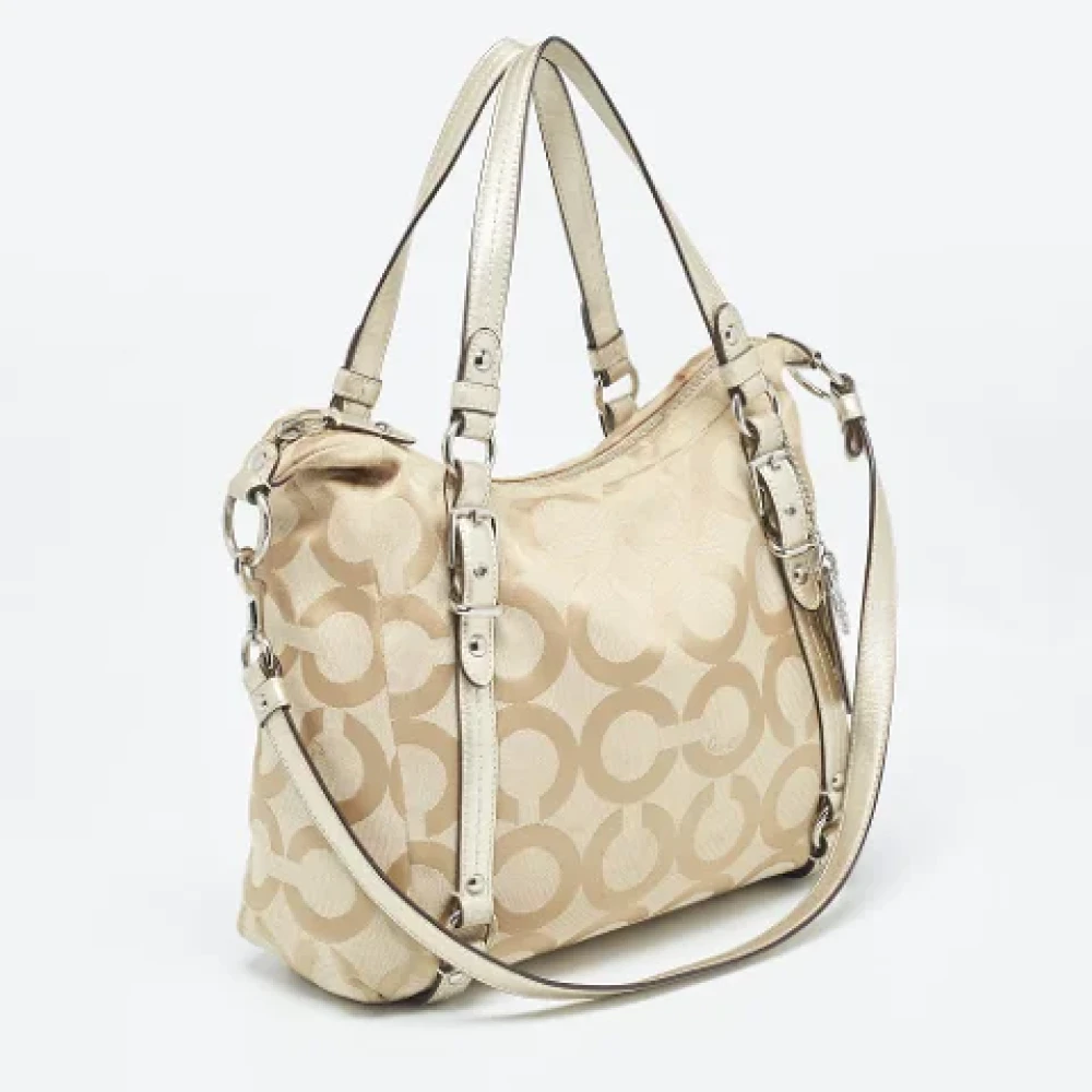 Coach Pre-owned Canvas shoulder-bags Beige Dames
