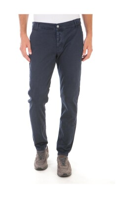 denim-pants