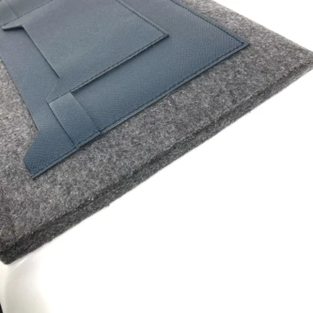 Hermès Vintage Pre-owned Fabric clutches Gray Heren