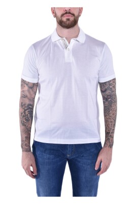 polo-shirt