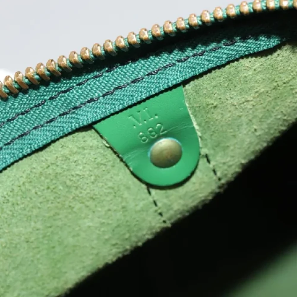 Louis Vuitton Vintage Pre-owned Leather travel-bags Green Dames