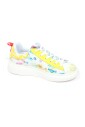 chaussure-blanc-jaune-modele-4461158