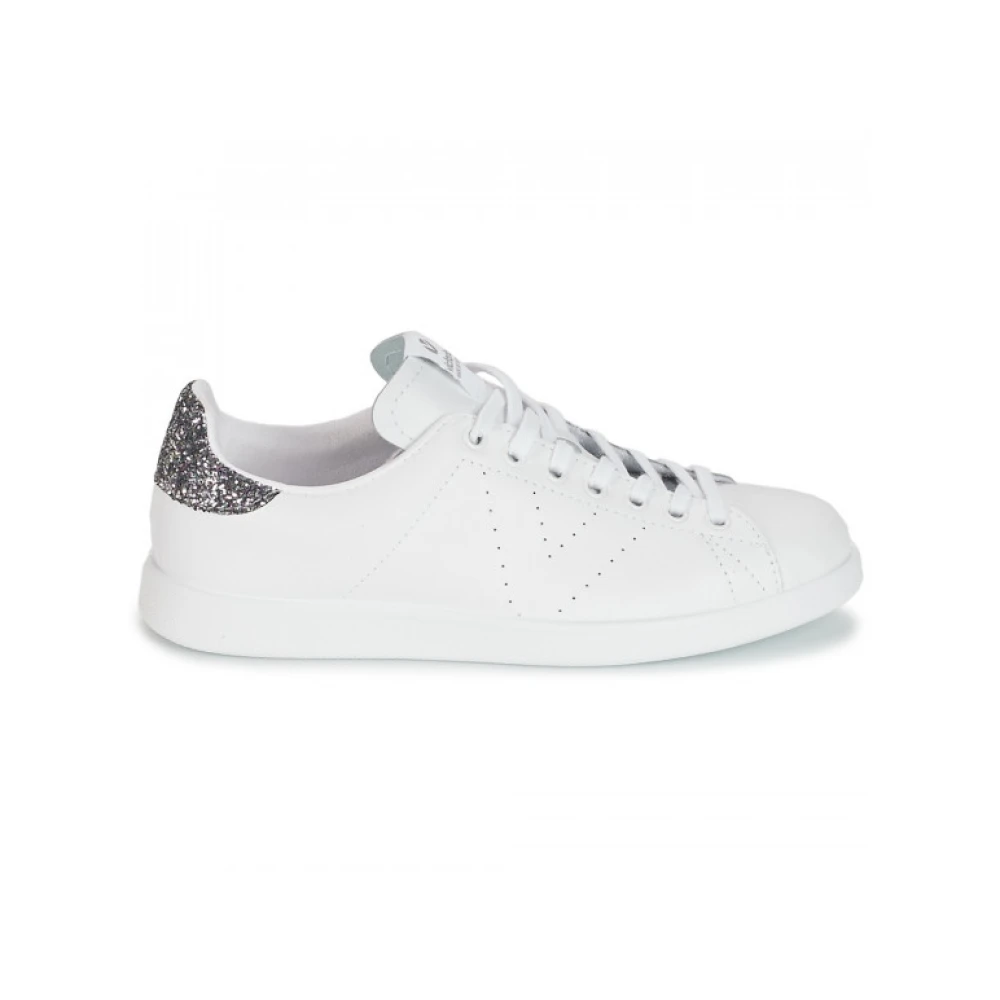 Shoes > Sneakers - - Victoria - Modalova