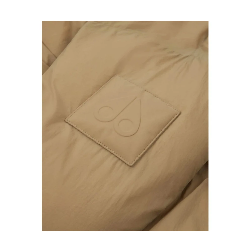 Moose Knuckles Beige Nylon Jas met Donsvulling Beige Dames