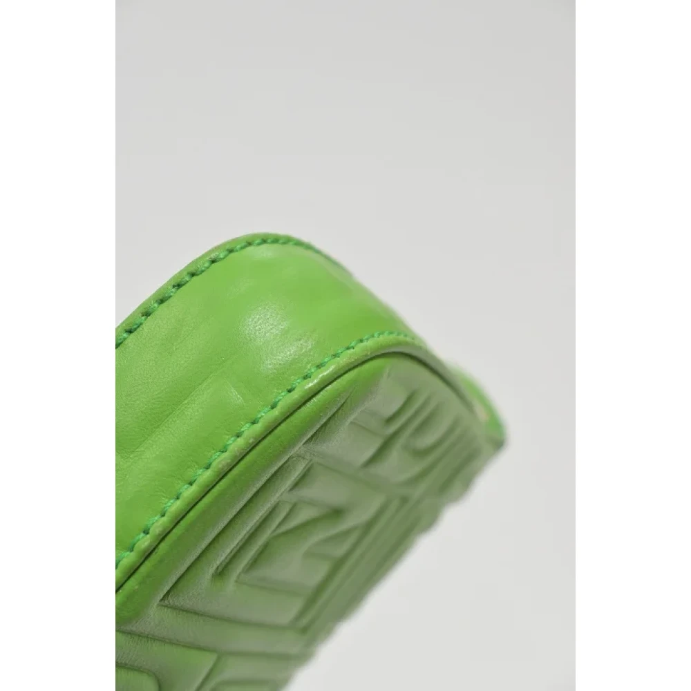Fendi Vintage Pre-owned Leather clutches Green Dames