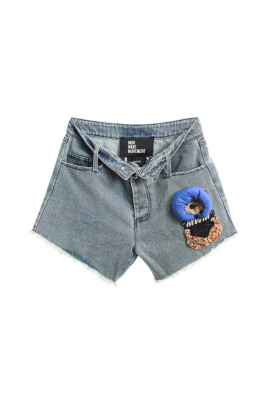 shorts-denim-urbains-avec-detail-ours
