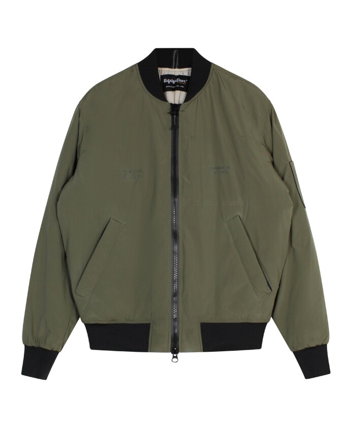 veste-technique-verte-avec-fermeture-eclair