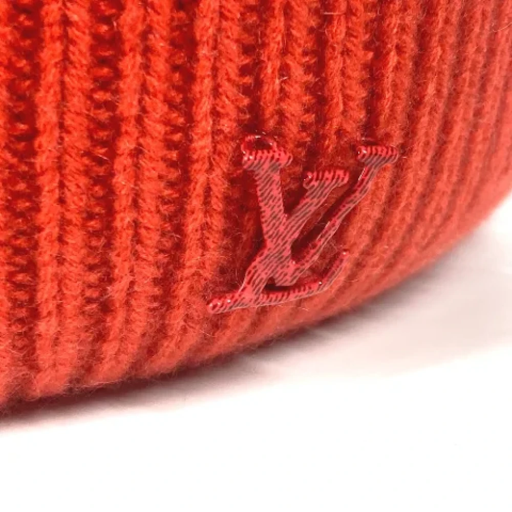 Louis Vuitton Vintage Pre-owned Cashmere hats Red Dames