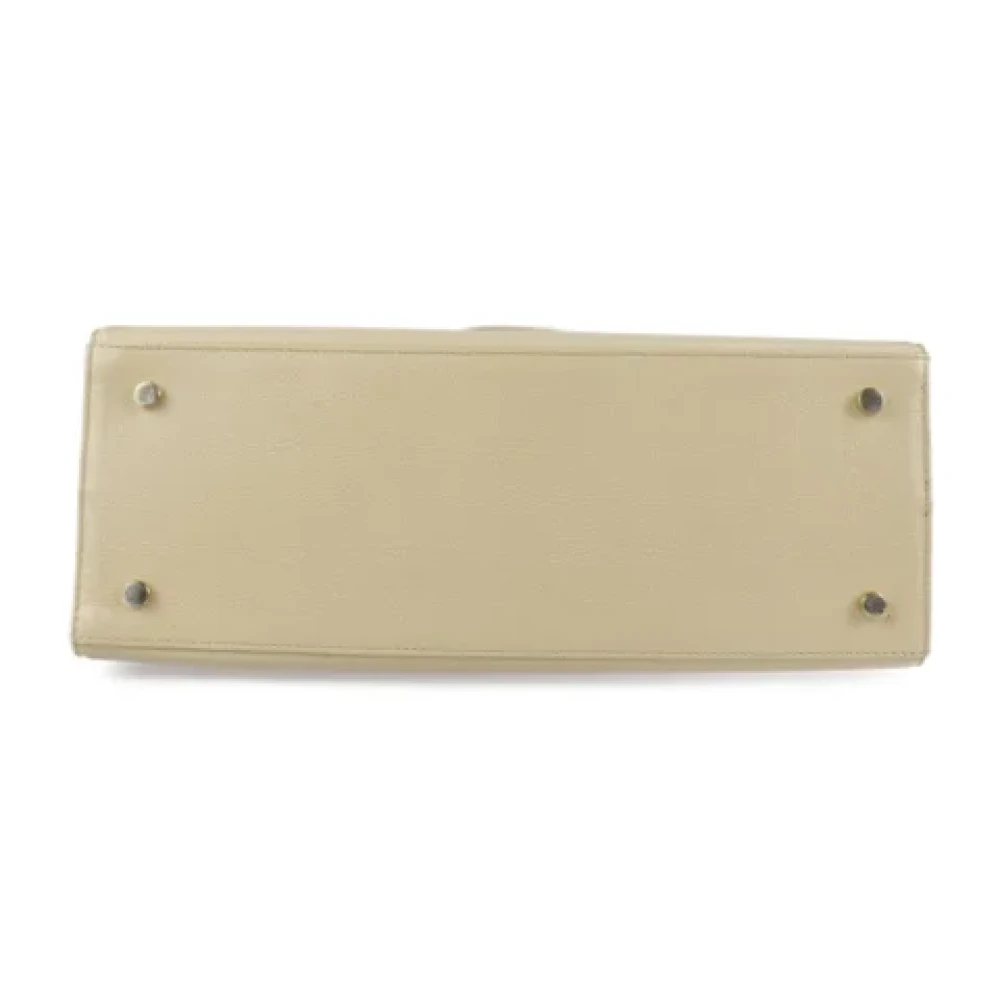 Salvatore Ferragamo Pre-owned Fabric shoulder-bags Beige Dames