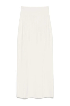 off-white-skirt-elegant-style