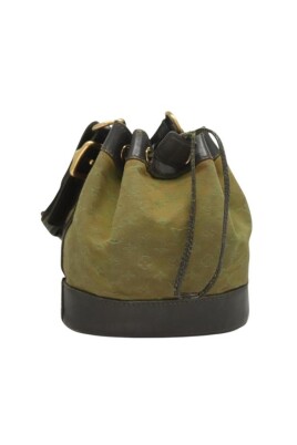 pre-owned-canvas-louis-vuitton-bags