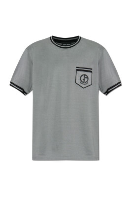 t-shirt-with-pocket