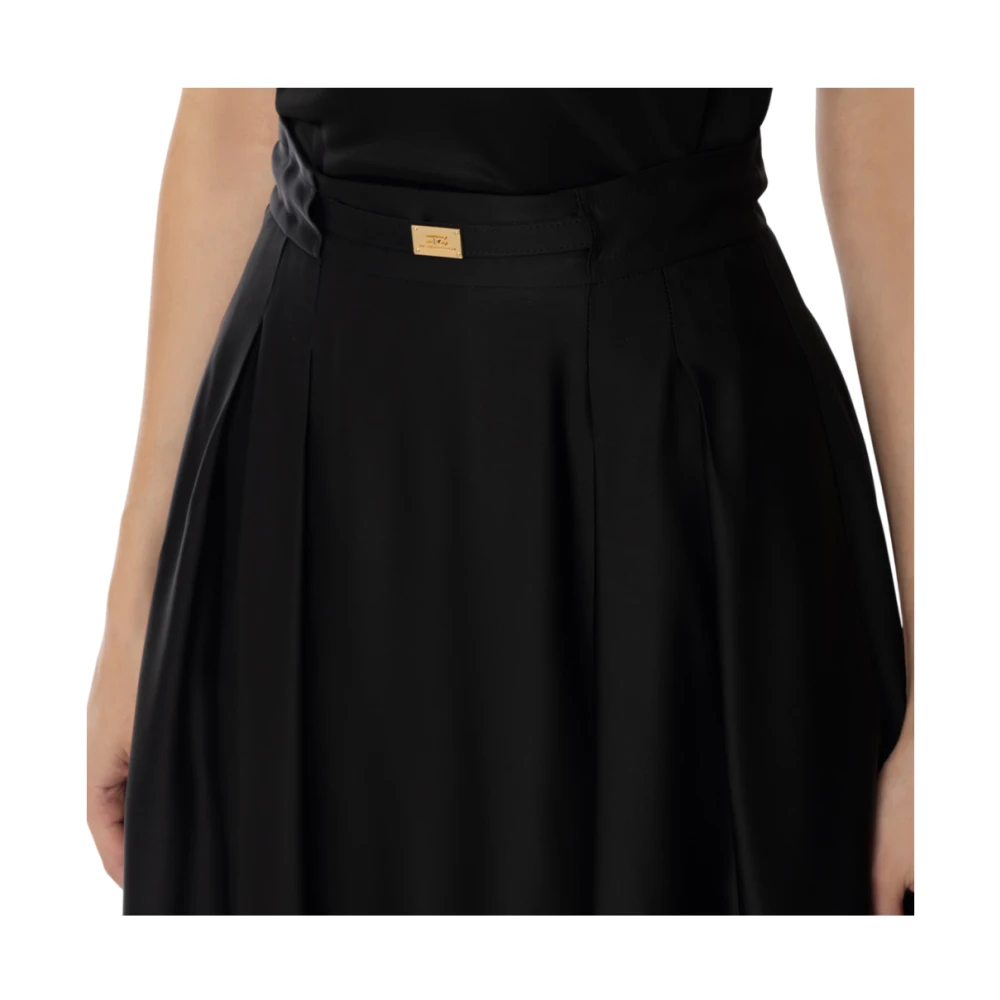 Elisabetta Franchi Zwarte Gerende Satijnen Rok met Gouden Metalen Riem Black Dames
