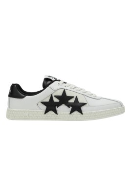 low-top-sneaker-in-trendy-style
