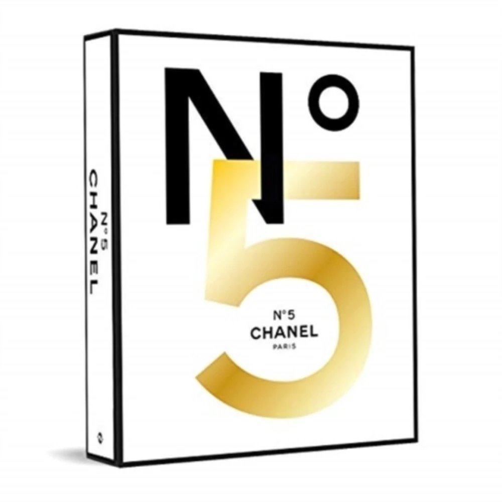 Hvit New Mags Chanel No 5 Interiør