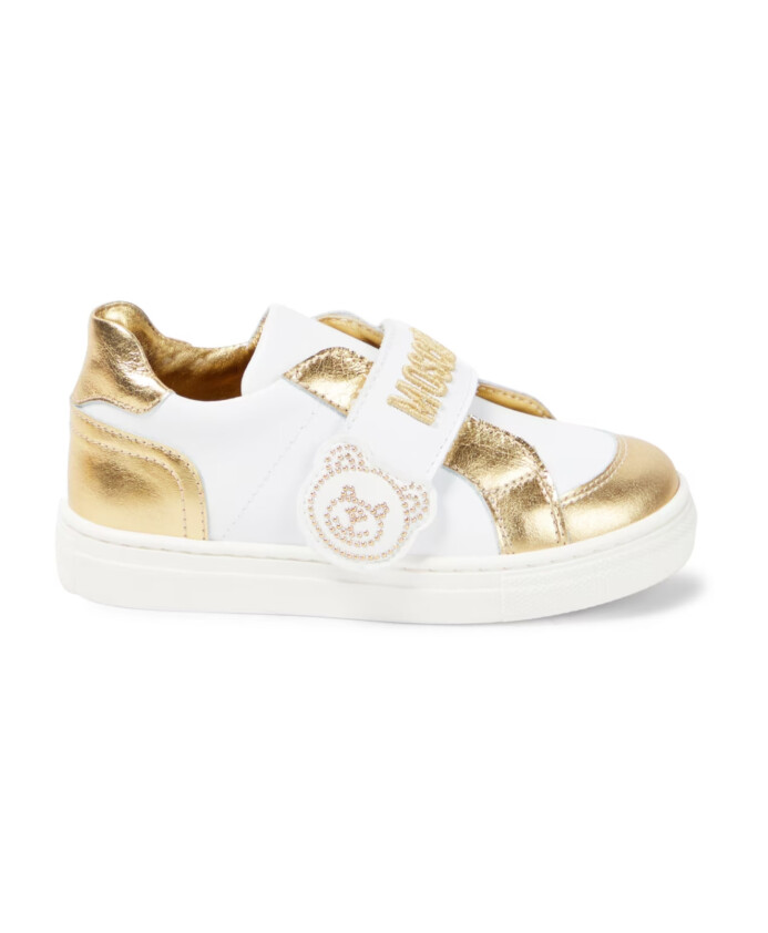 sneaker-en-cuir-blanc-avec-patch-ours-en-or