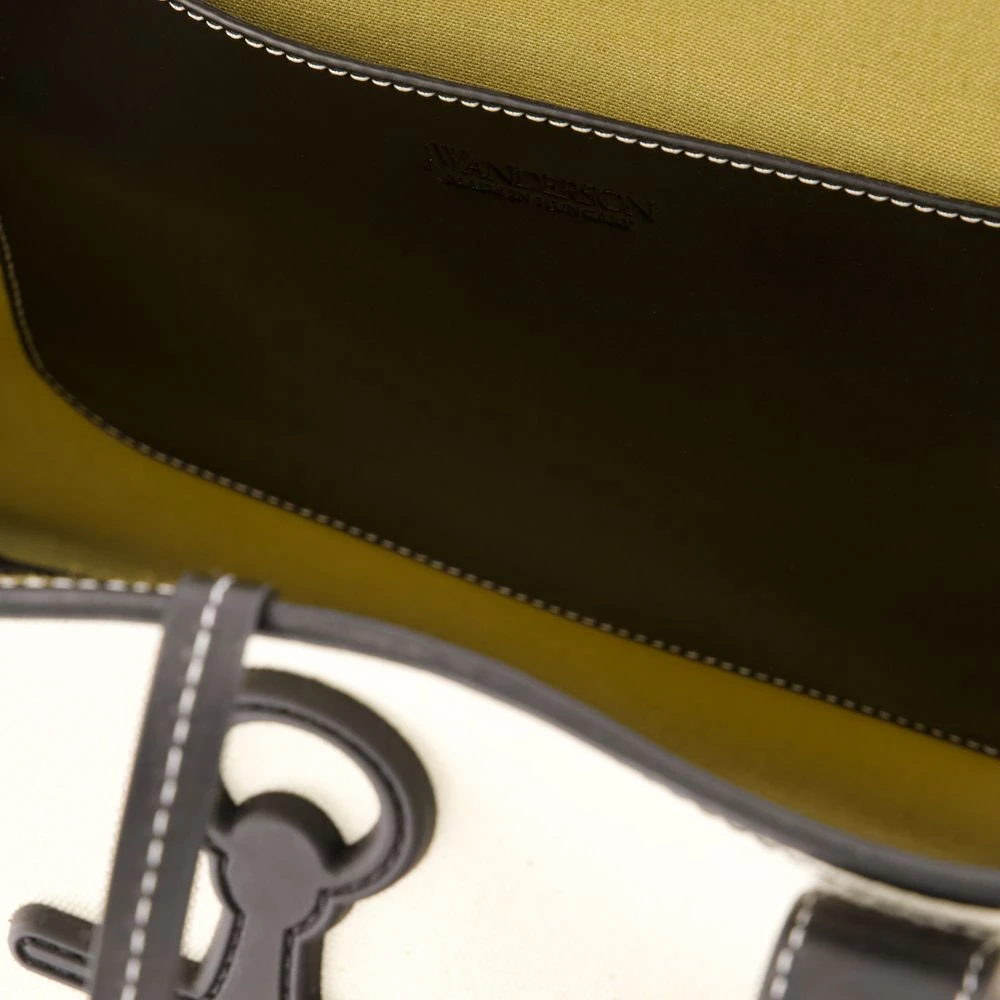 JW Anderson Witte Leren Gewatteerde Tote Tas Beige Unisex