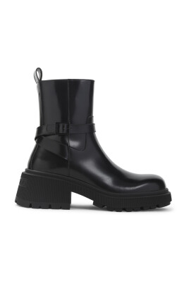black-leather-sandals-elevate-style