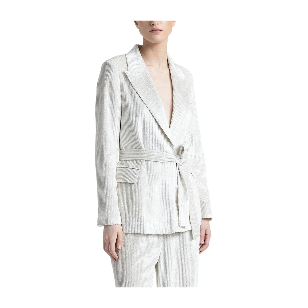 PESERICO Vloeibare ribfluwelen single-breasted blazer White Dames