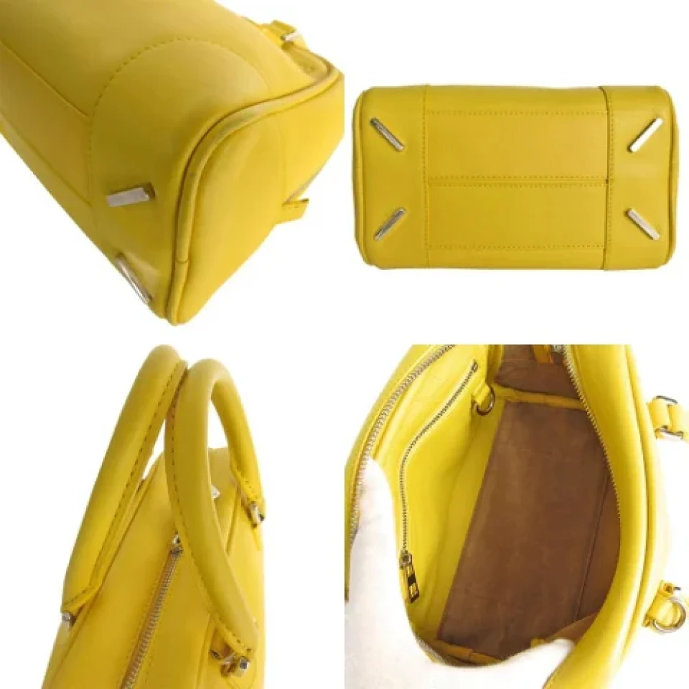 Loewe Pre-owned Leather handbags Yellow Dames