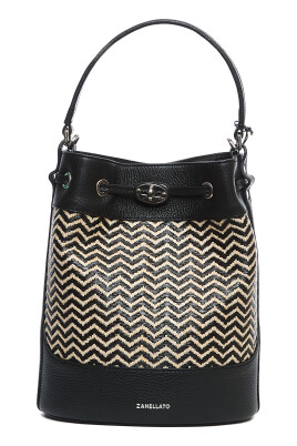 black-zig-zag-handbag-stylish-design