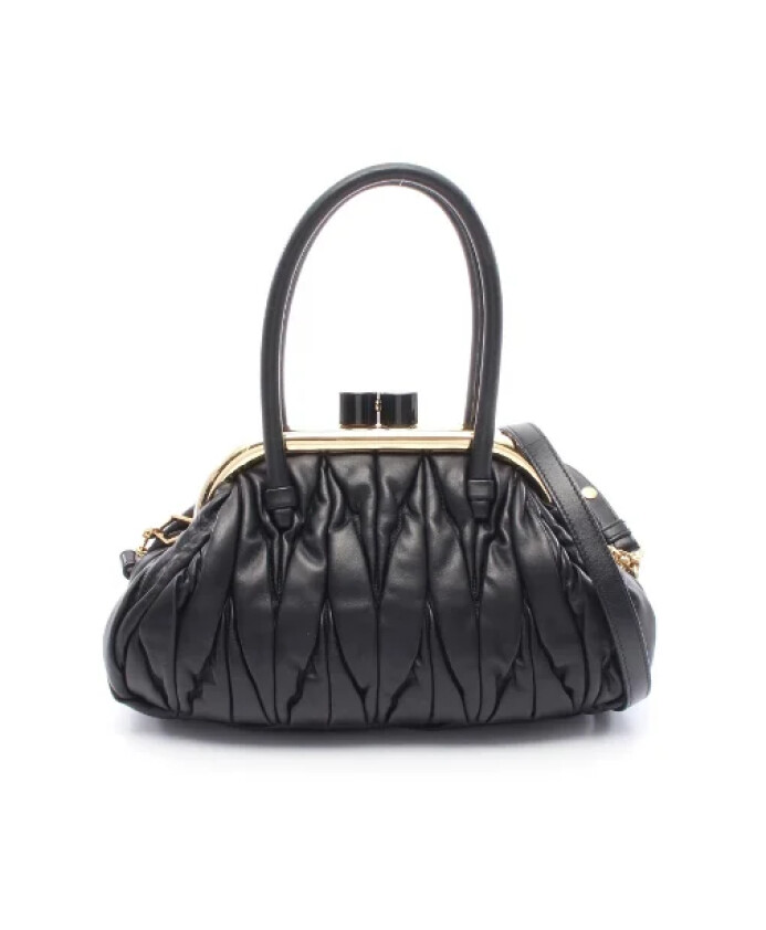 pre-owned-cuir-sacs-main
