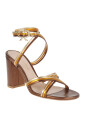 brown-sandals-elevate-style-comfortably-chic