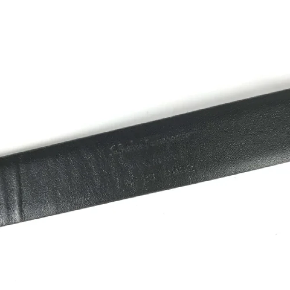 Salvatore Ferragamo Pre-owned Leather belts Black Dames