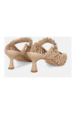 sandales-beige-avec-bride-en-strass