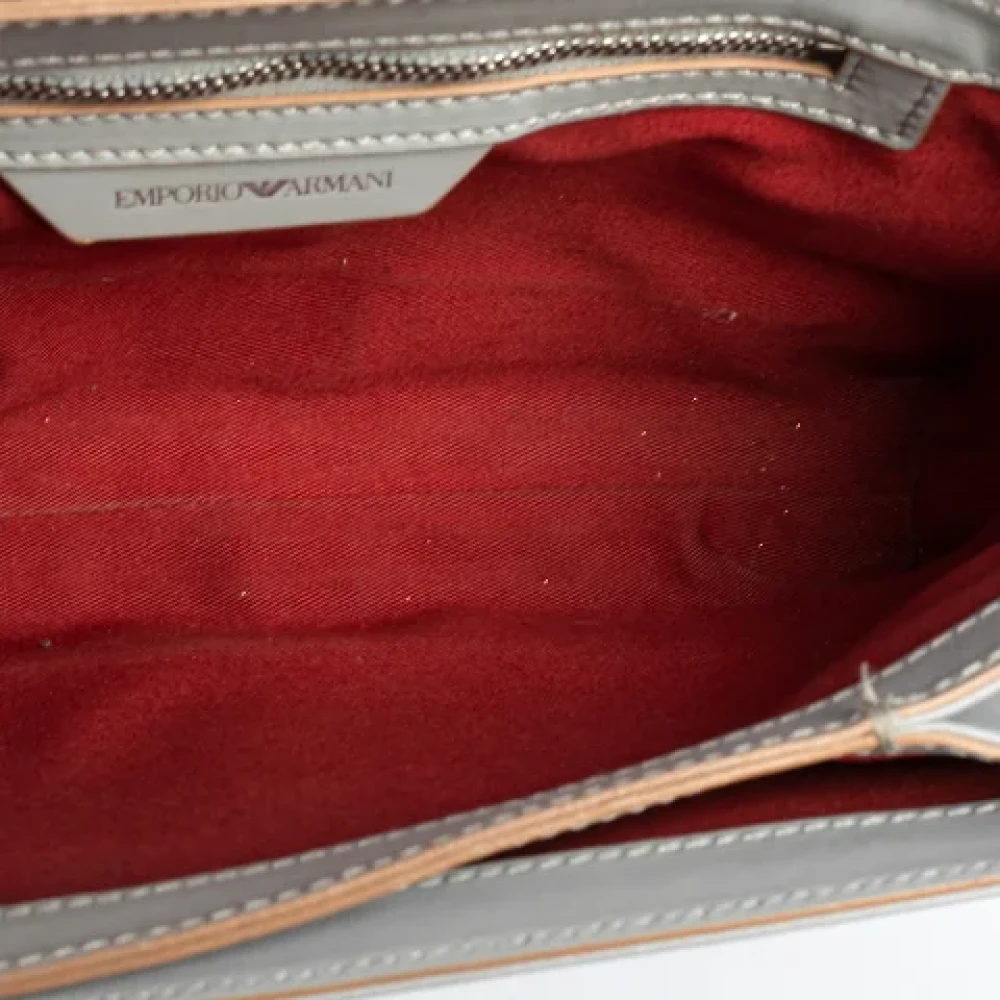 Armani Pre-owned Leather shoulder-bags Gray Dames