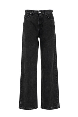 denim-flare-jeans-with-used-effect