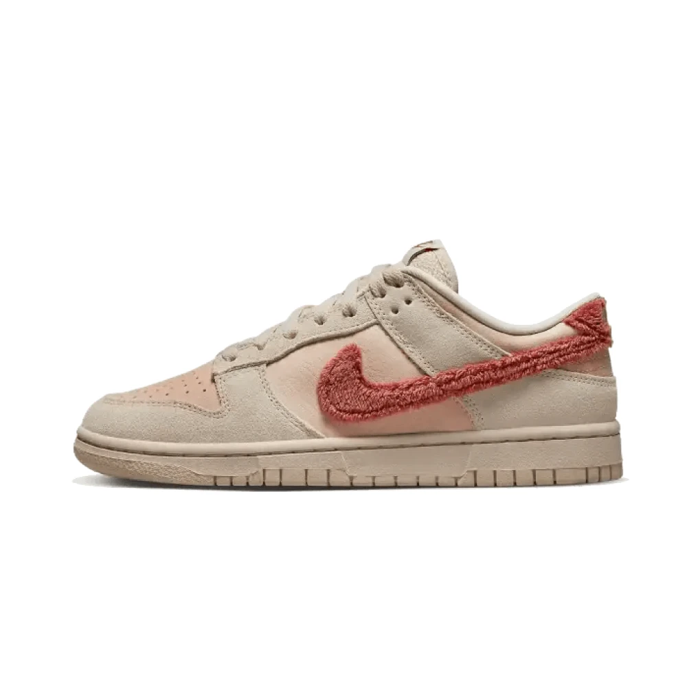 Nike Women's Beige Terry Swoosh Low Trainers - Skateboarding - 5 Uk - Sport