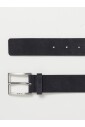 ceinture-en-daim-bleu-avec-boucle-argentee