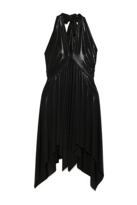 black-dress-for-women-aw25