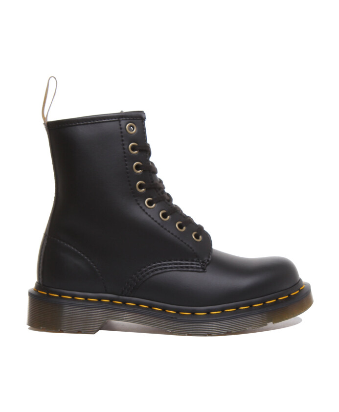 vegan-8-eyelet-boot