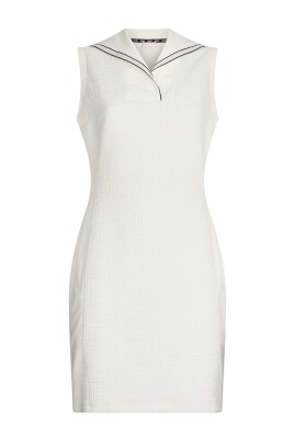 boucle-dress-with-elegant-style
