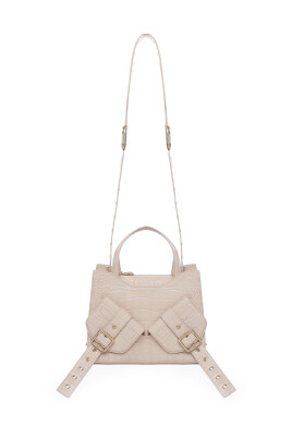 crocodile-effect-beige-bags-with-vintage-elements