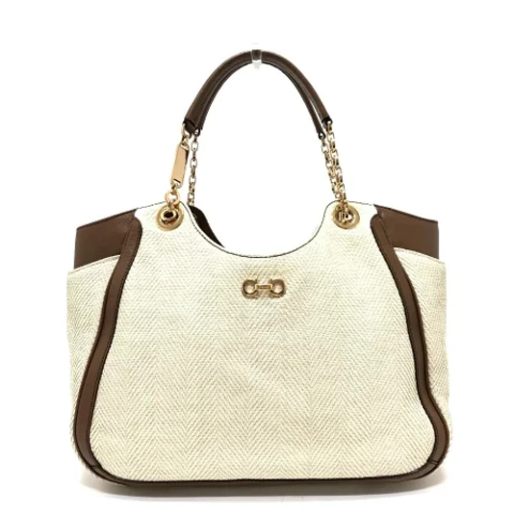 Salvatore Ferragamo Pre-owned Fabric shoulder-bags Beige Dames