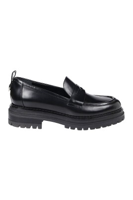 sleek-women-s-loafers