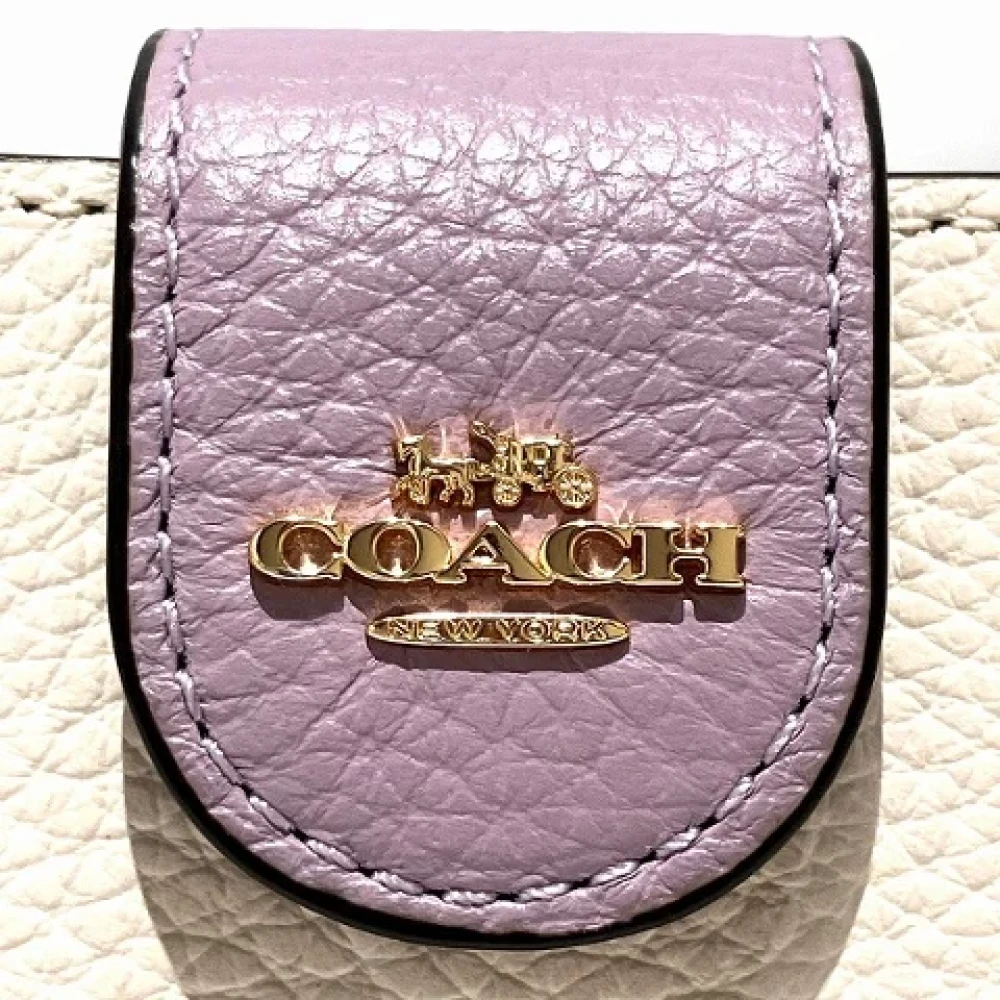 Coach Pre-owned Leather wallets Beige Dames
