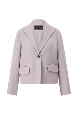 veste-courte-en-laine-avec-un-seul-bouton
