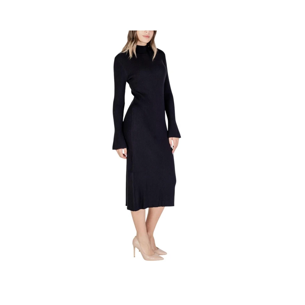 Sandro Ferrone Elegante Zwarte Viscosemix Jurk Black Dames