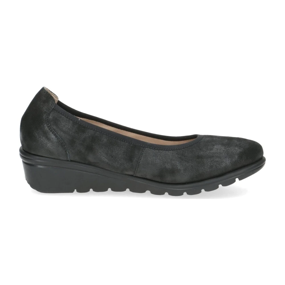 Caprice Women's Black Pearl Closed Ballerinas