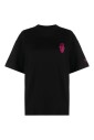 t-shirt-noir-decontracte-a-manches-courtes