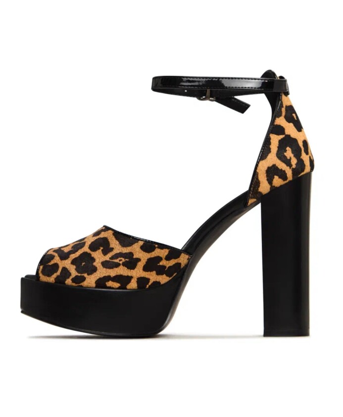 charm-block-heel-pumps-leopard