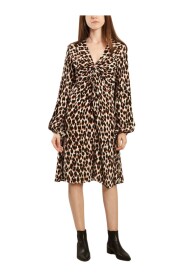 Leopard -trykte kjole