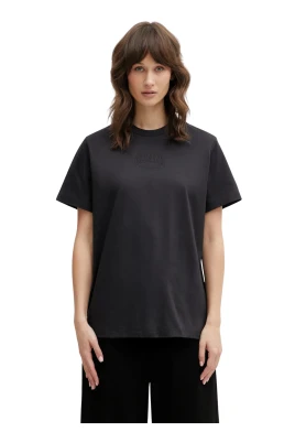 Essential T-shirt