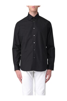 black-long-sleeve-shirt